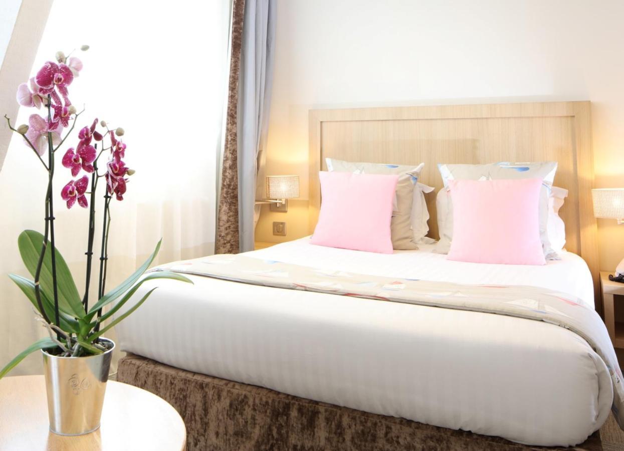 Trinite Hotel Ла-Трините-сюр-Мер Экстерьер фото